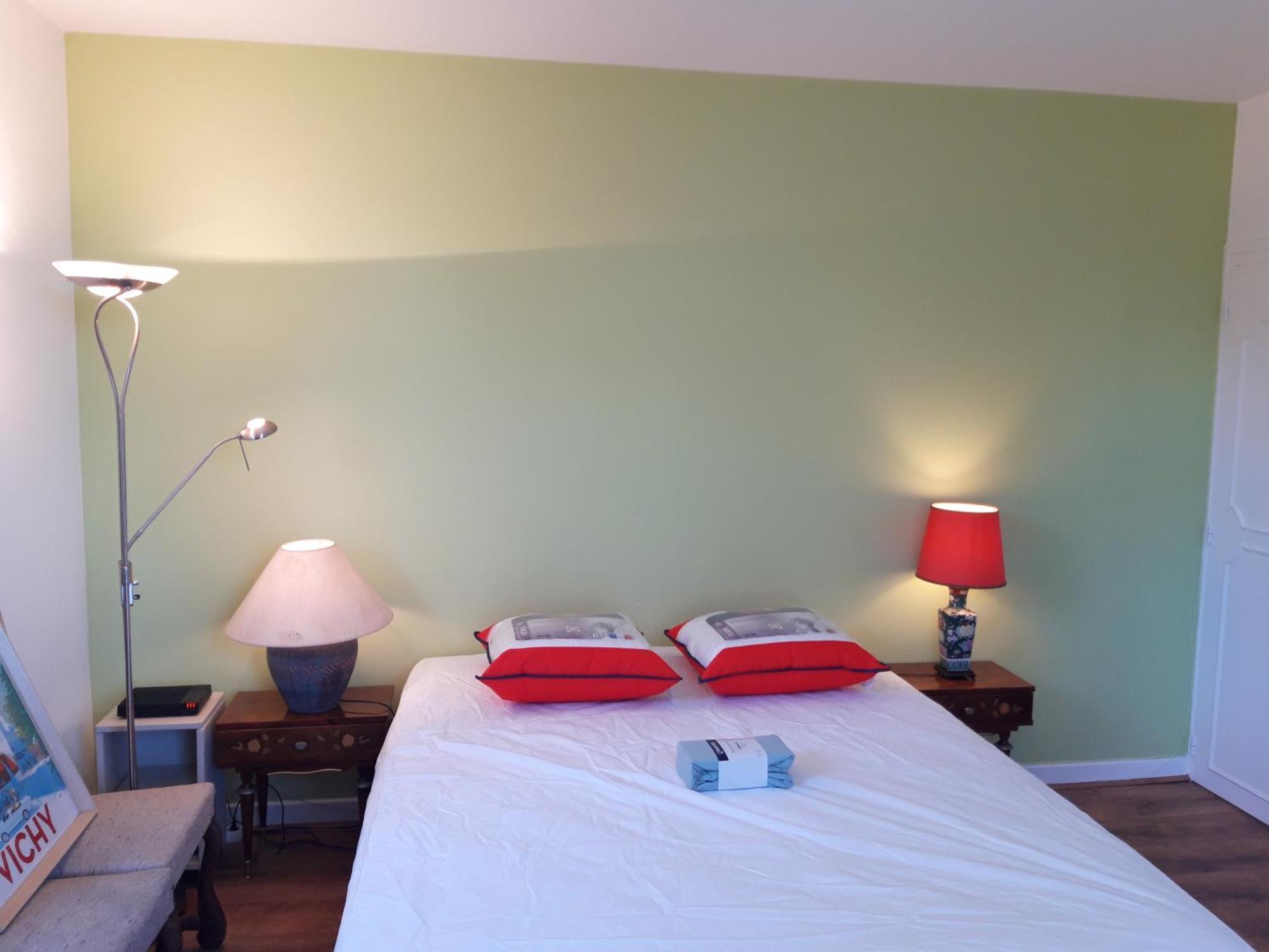 Chambre D'Hote Saint-Remy-en-Rollat Экстерьер фото